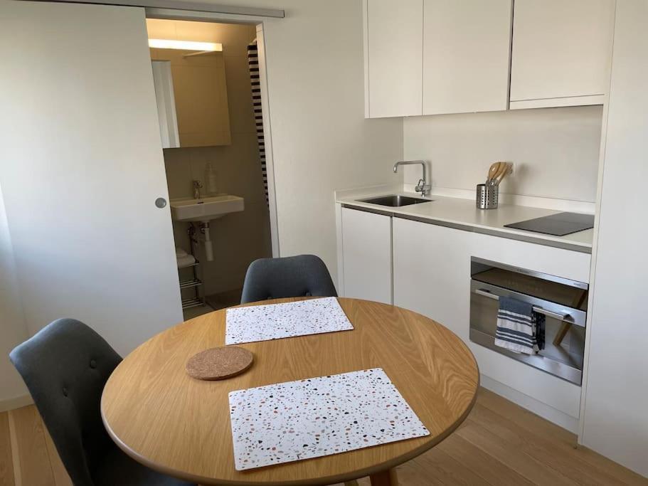 Ferienwohnung Studio Proche De La Gare ! Lausanne Exterior foto